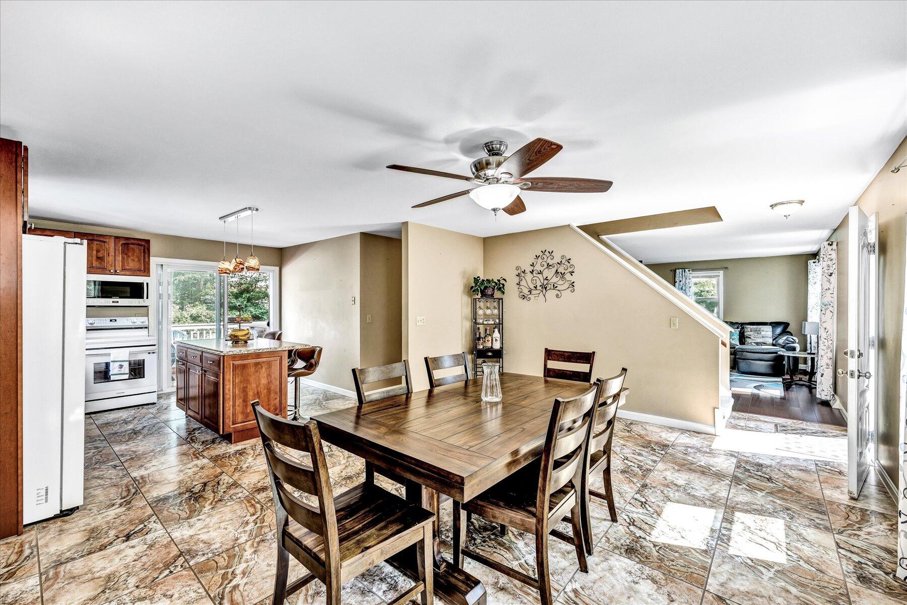 127 South Sandwich Road Mashpee, MA 02649 - Photo 9 of 55 29-Y1A0941