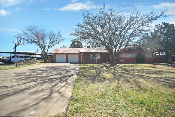 $189,950 | 605 South Ayrshire Avenue, Crosbyton, TX 79322