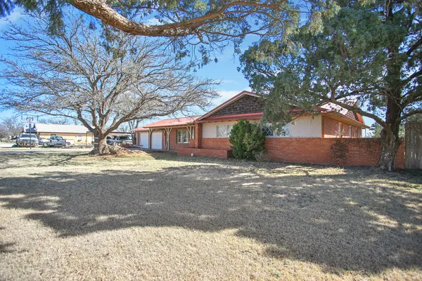 $189,950 | 605 South Ayrshire Avenue, Crosbyton, TX 79322