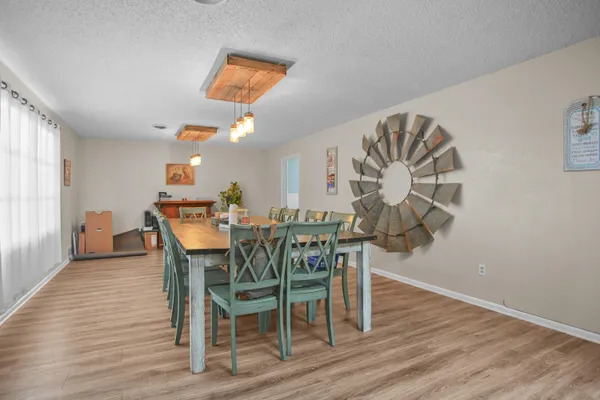$189,950 | 605 South Ayrshire Avenue, Crosbyton, TX 79322