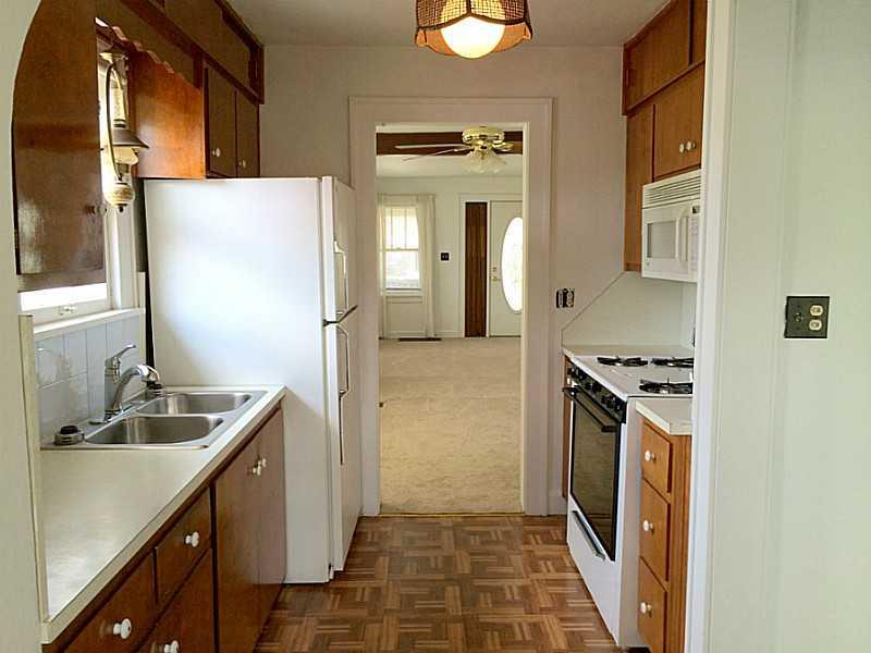 3519 Andover Road Anderson, IN 46013 - Photo 8 of 15 Gallery Image 8
