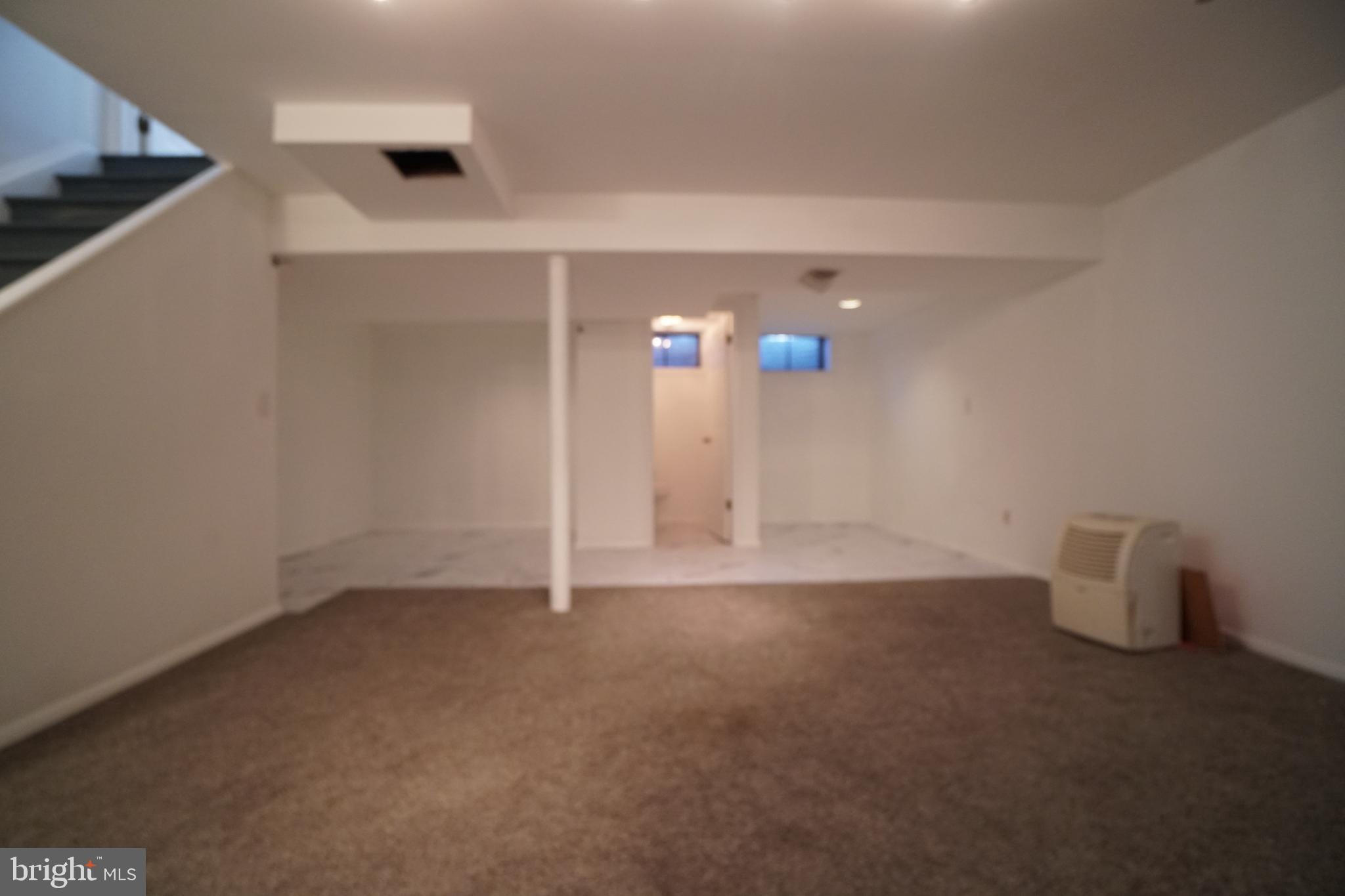 8602 Chapel View Road Ellicott City, MD 21043 - Photo 23 of 34
