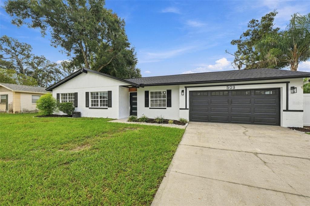 509 Clemons Road Brandon, FL 33510 - Photo 4 of 42 Gallery Image 4