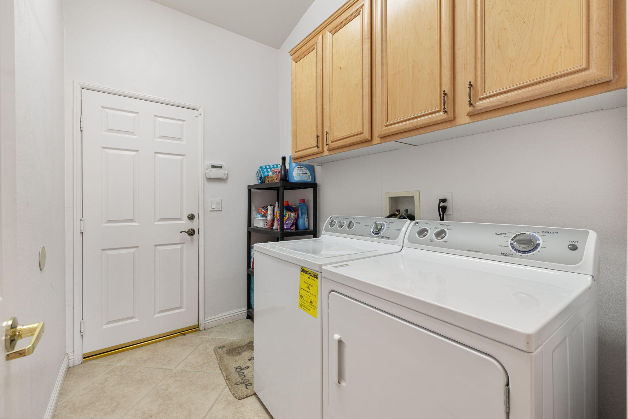 82420 Astaire Avenue Indio, CA 92201 - Photo 37 of 61 a utility room with dryer and washer
