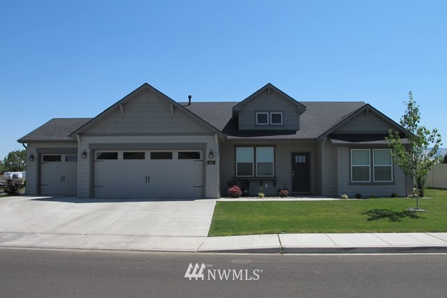 422 Diamond Gate Road Walla Walla, WA 99362 - Photo 1 of 19 Gallery Image 1