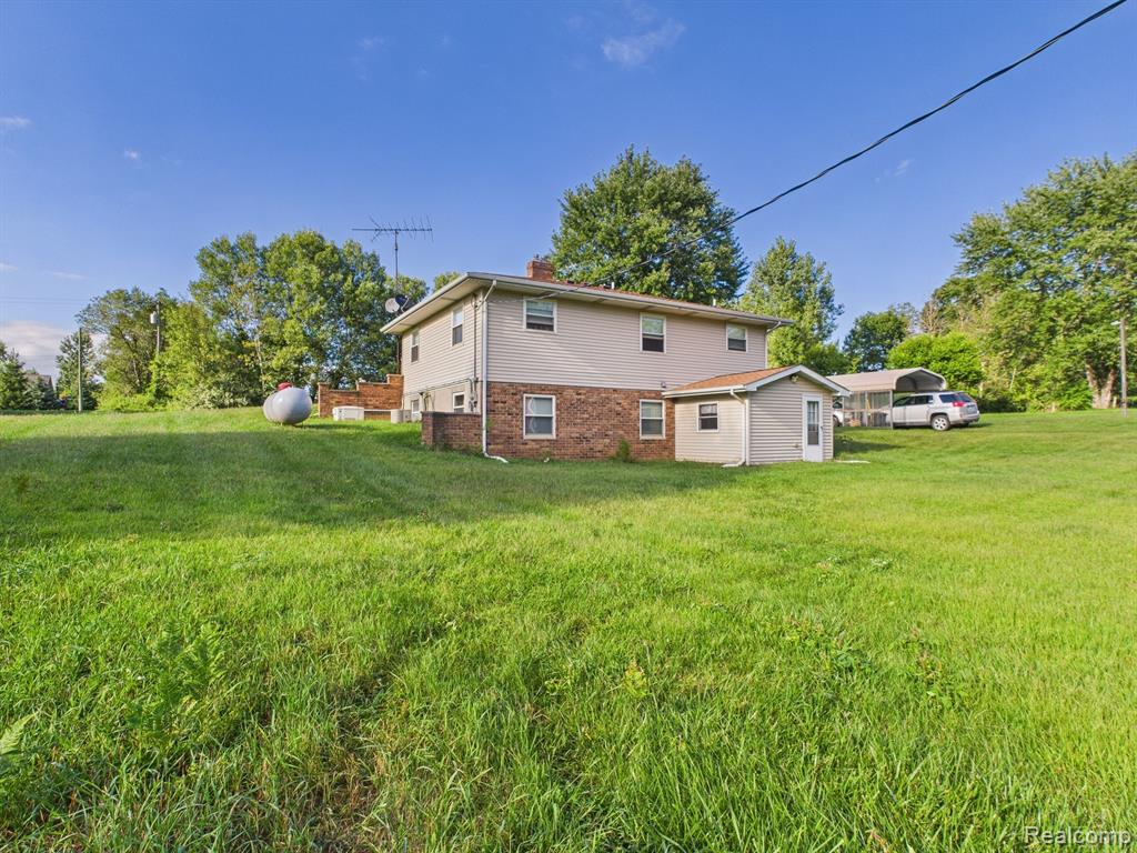 3326 Oak Grove Road North Branch, MI 48461 - Photo 27 of 42 Gallery Image 27