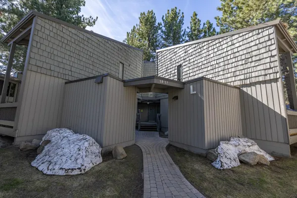 $559,000 | 286 Old Mammoth Road, Unit 56, Mammoth Lakes, CA 93546