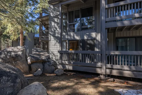 $559,000 | 286 Old Mammoth Road, Unit 56, Mammoth Lakes, CA 93546