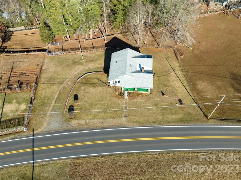 481 Alexander Road Alexander, NC 28701 - Photo 16 of 24 Gallery Image 16