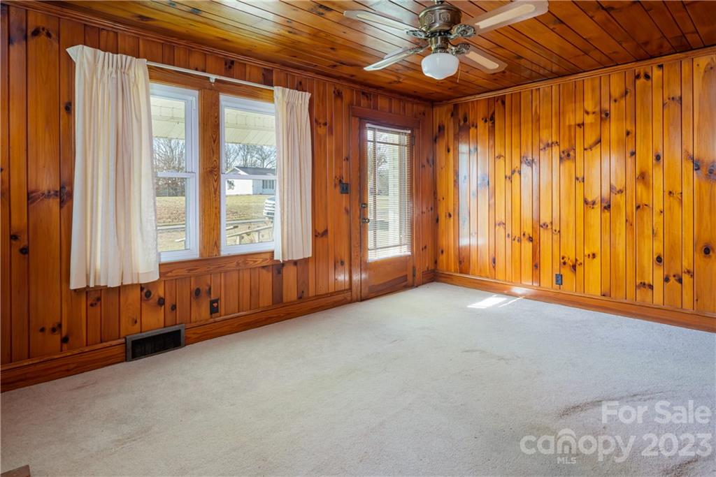 481 Alexander Road Alexander, NC 28701 - Photo 4 of 24 Gallery Image 4