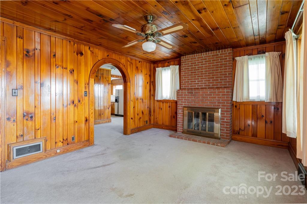 481 Alexander Road Alexander, NC 28701 - Photo 5 of 24 Gallery Image 5