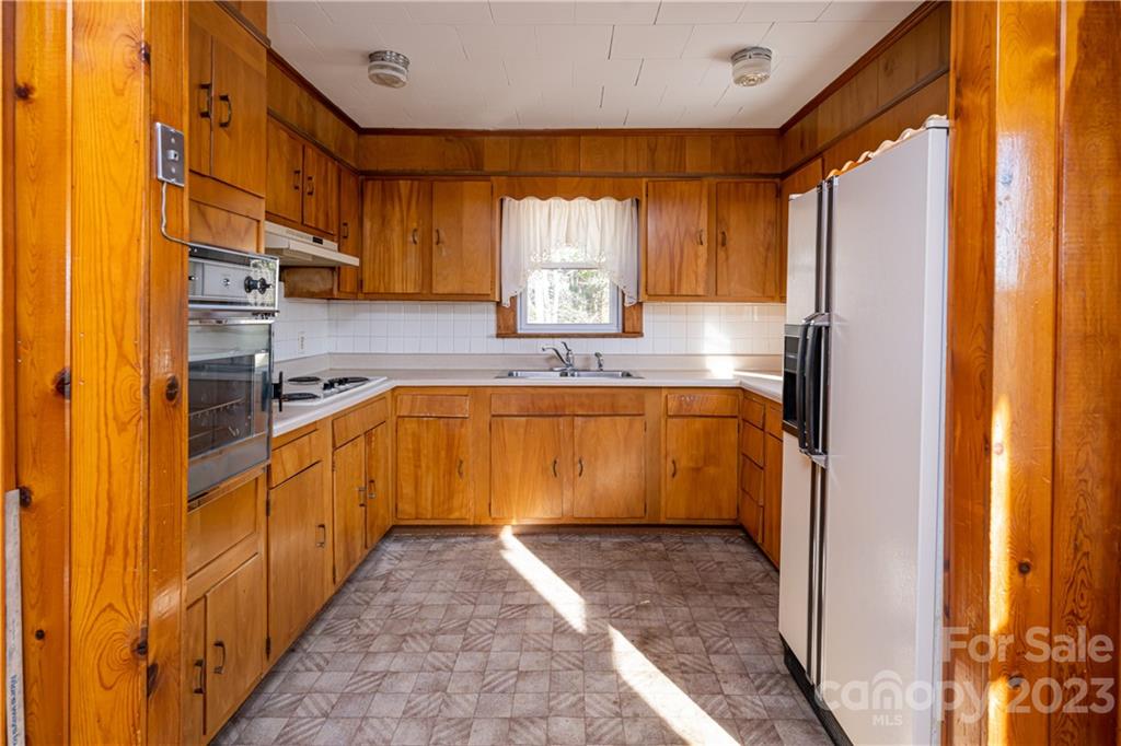 481 Alexander Road Alexander, NC 28701 - Photo 7 of 24 Gallery Image 7