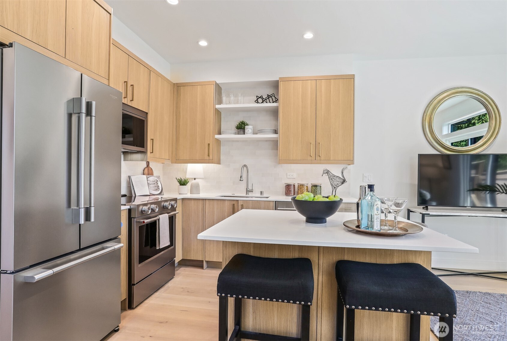 8330 24th Avenue Northwest Seattle, WA 98117 - Photo 11 of 38