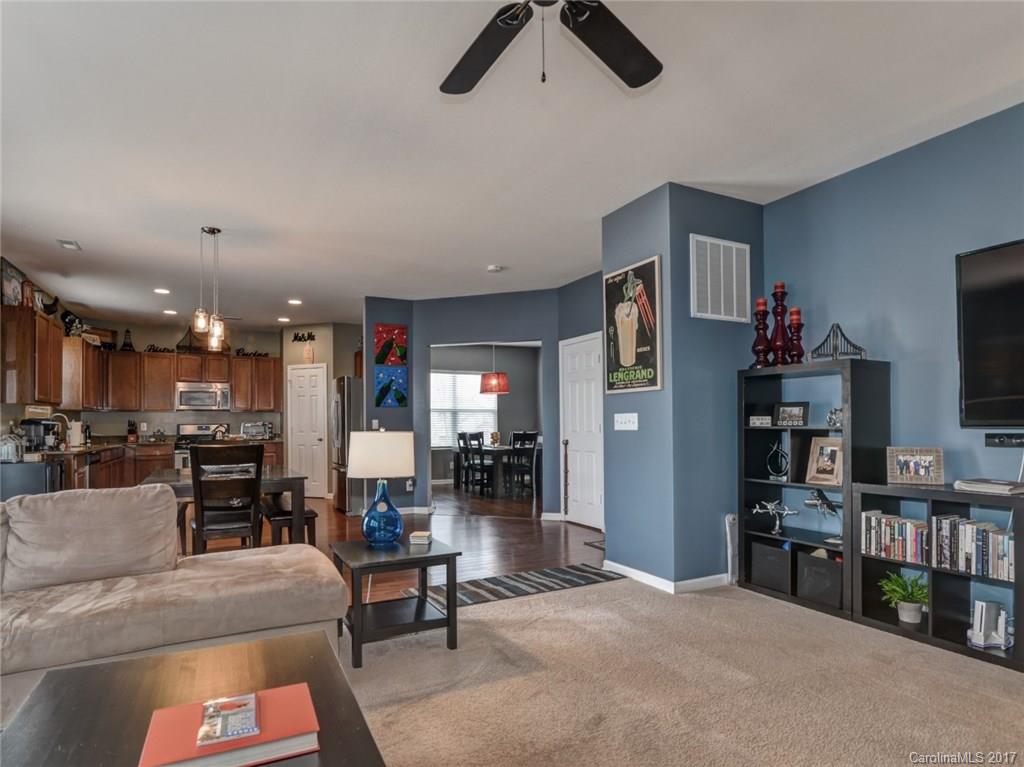 8641 Heartleaf Road Charlotte, NC 28227 - Photo 8 of 24 Gallery Image 8