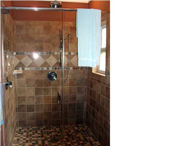 203 Seacrest Beach Boulevard East Seacrest, FL 32461 - Photo 20 of 24 a bathroom with a shower