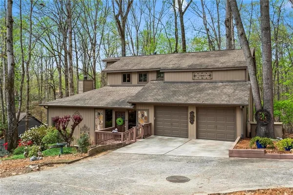 $525,000 | 3865 Mabry Road Northeast, Roswell, GA 30075