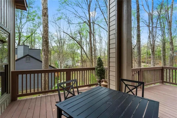 $525,000 | 3865 Mabry Road Northeast, Roswell, GA 30075