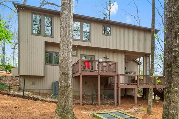 $525,000 | 3865 Mabry Road Northeast, Roswell, GA 30075