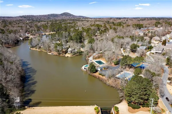 $525,000 | 3865 Mabry Road Northeast, Roswell, GA 30075