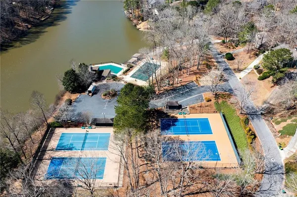 $525,000 | 3865 Mabry Road Northeast, Roswell, GA 30075