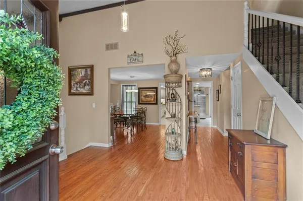 $525,000 | 3865 Mabry Road Northeast, Roswell, GA 30075