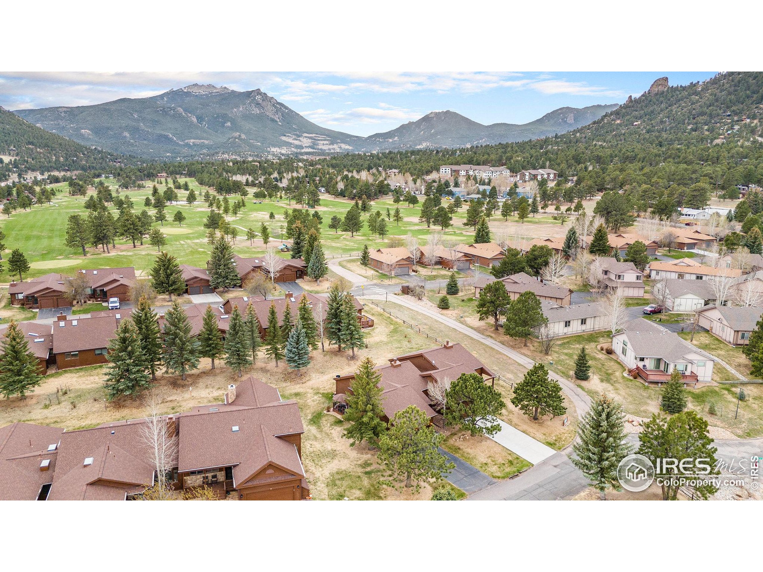 1422 Matthew Circle, Unit 2 Estes Park, CO 80517 - Photo 5 of 30 a view of city and mountain