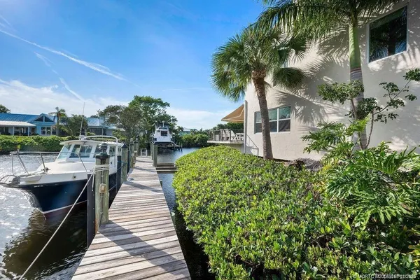 $549,900 | 3901 Southeast St Lucie Boulevard, Unit 68, Stuart, FL 34997