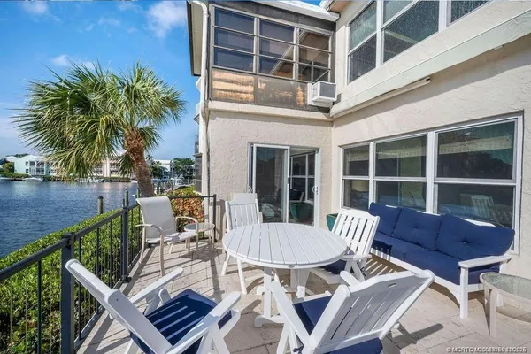 $549,900 | 3901 Southeast St Lucie Boulevard, Unit 68, Stuart, FL 34997