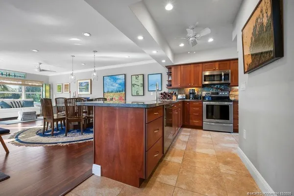 $549,900 | 3901 Southeast St Lucie Boulevard, Unit 68, Stuart, FL 34997