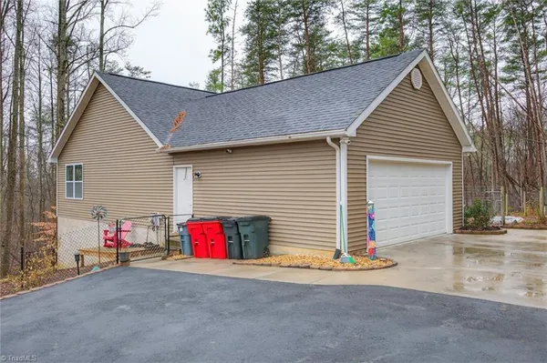 $439,997 | 2186 Covington Road, King, NC 27021
