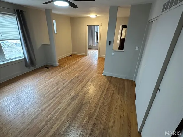 $1,200 | 6011 Magnolia Avenue, Unit 1E, St. Louis, MO 63139