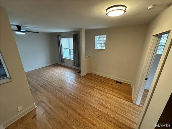 $1,200 | 6011 Magnolia Avenue, Unit 1E, St. Louis, MO 63139