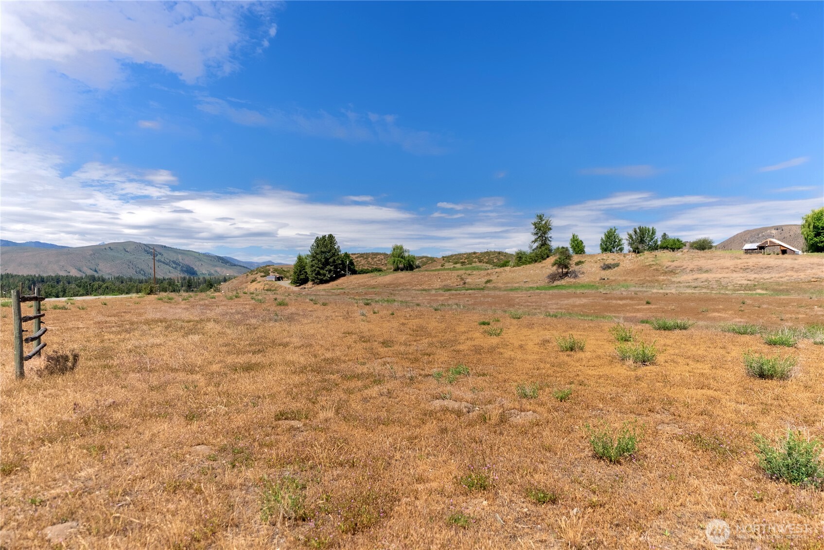 567 Twisp-Winthrop Eastside Road Winthrop, WA 98862 - Photo 13 of 33