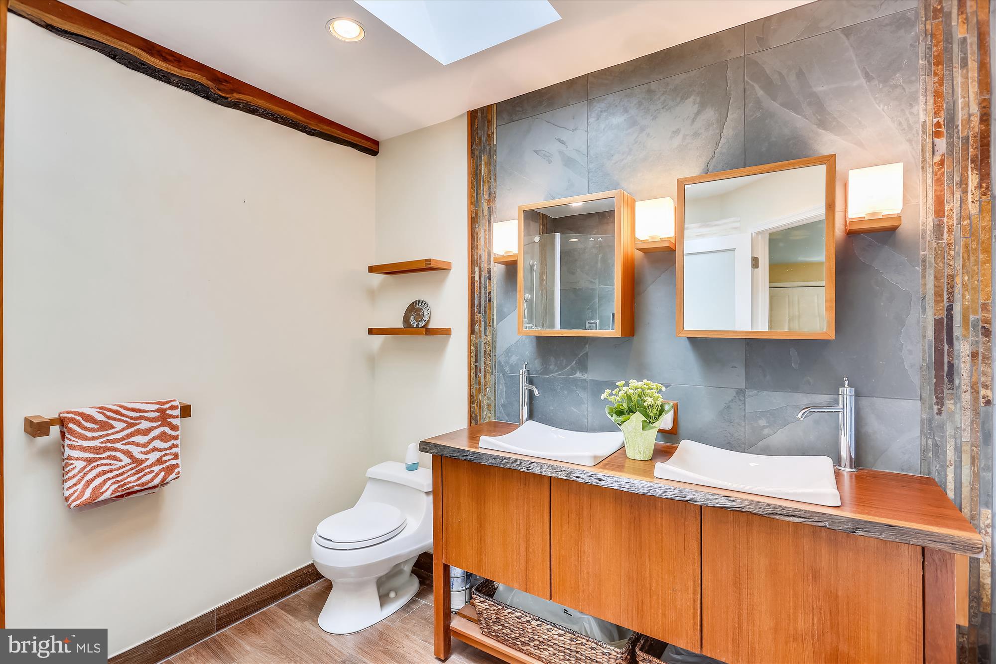 1755 Glastonberry Road Potomac, MD 20854 - Photo 71 of 100