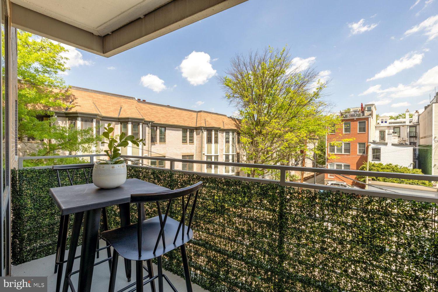 1311 13th Street Northwest, Unit 305 Washington, DC 20005 - Photo 15 of 29 a view of a balcony dining area