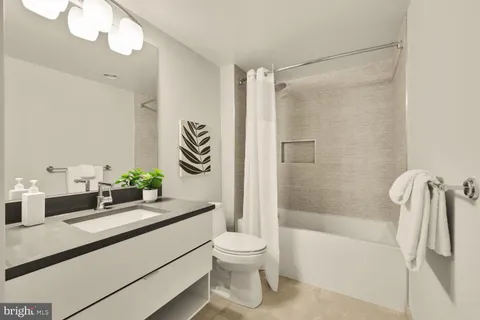 $775,000 | 1311 13th Street Northwest, Unit 305, Washington, DC 20005