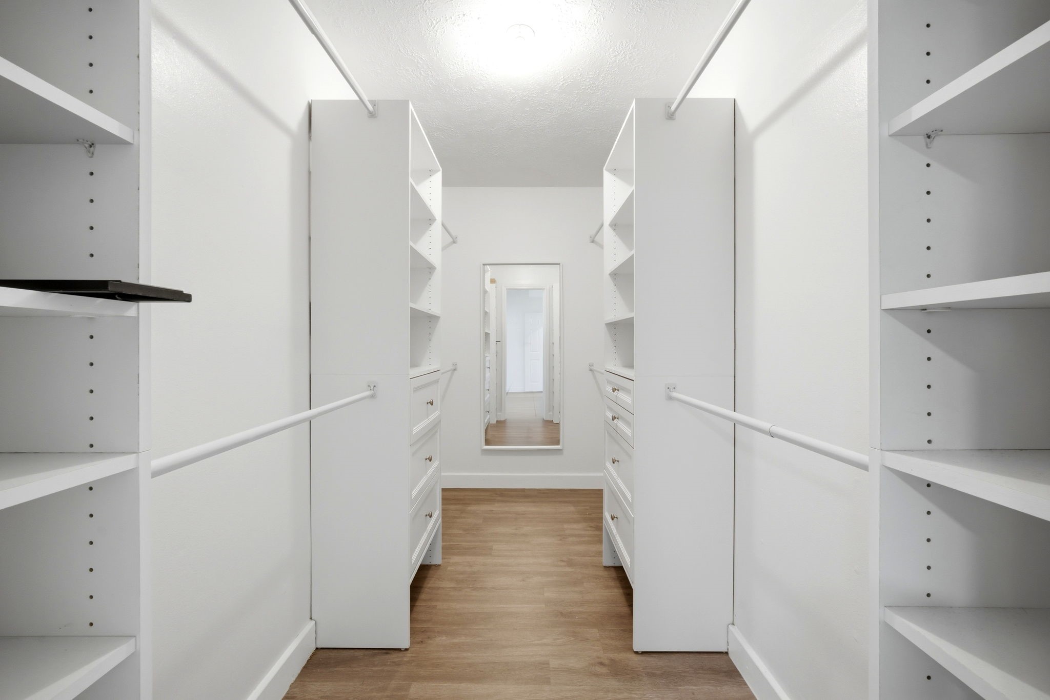 21807 North Tangle Creek Lane Spring, TX 77388 - Photo 31 of 49 Primary Walk-In Closet
