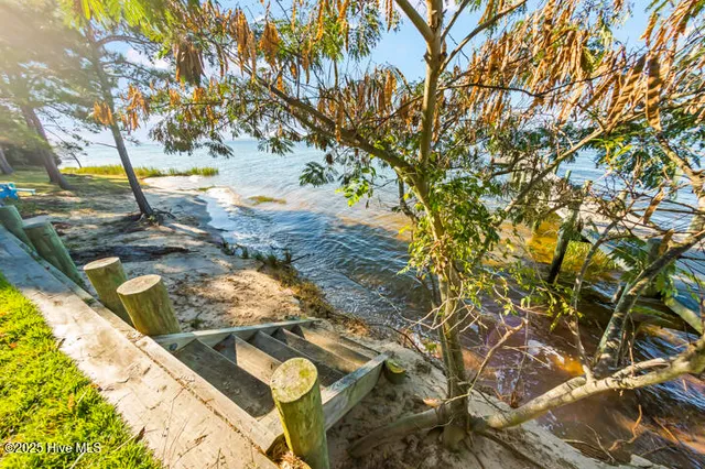 $54,000 | 68 Wild Swan Lane, Minnesott Beach, NC 28510