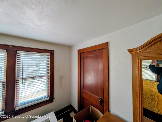 $229,900 | 114 Maloney Street, Dunmore, PA 18512