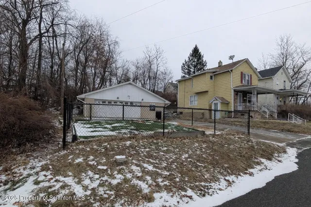 $229,900 | 114 Maloney Street, Dunmore, PA 18512