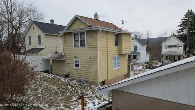 $229,900 | 114 Maloney Street, Dunmore, PA 18512