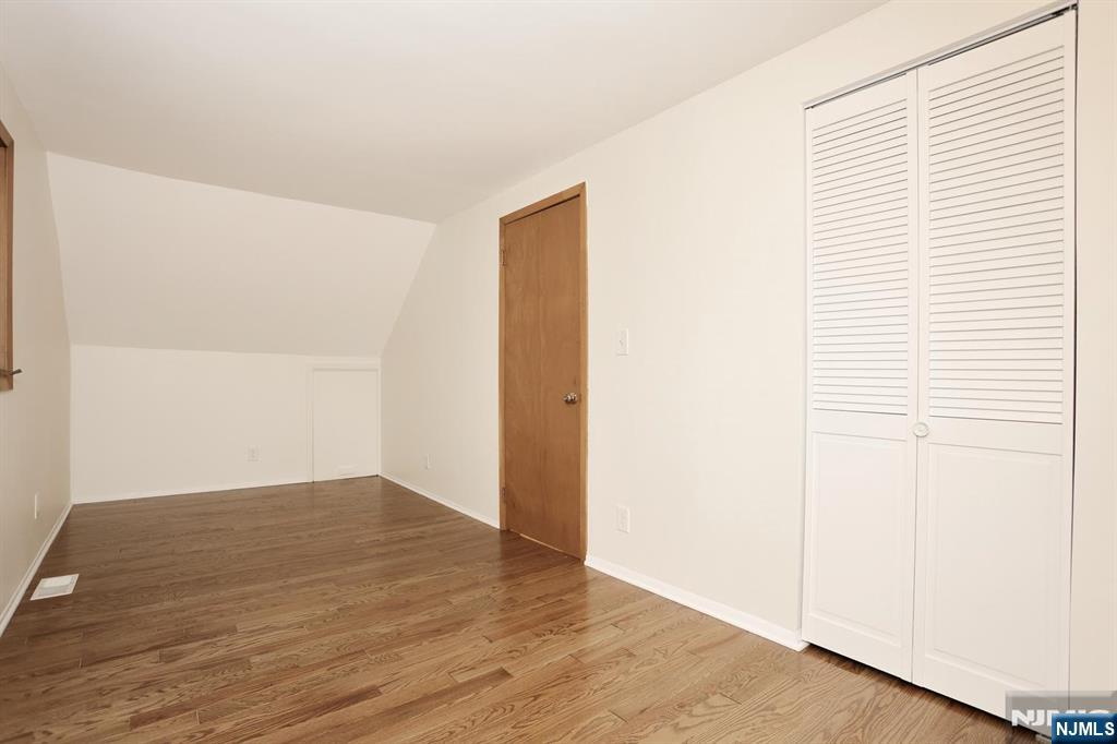 515 North Monroe Street Ridgewood, NJ 07450 - Photo 24 of 32 Gallery Image 24