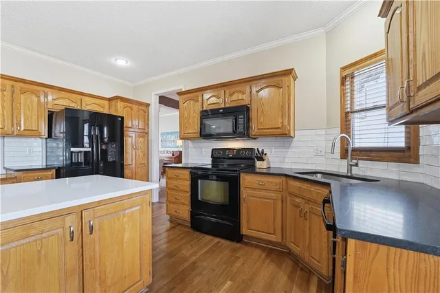 $559,950 | 12128 Hardy Street, Overland Park, KS 66213