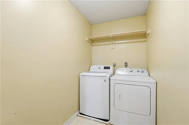 $559,950 | 12128 Hardy Street, Overland Park, KS 66213