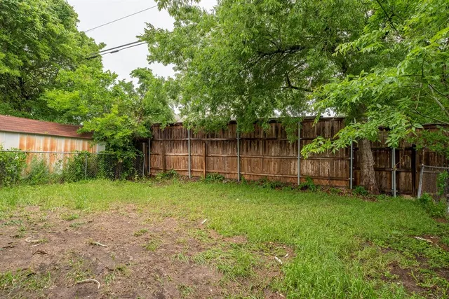 $1,600 | 8708 Pineridge Drive, Unit A, Austin, TX 78729