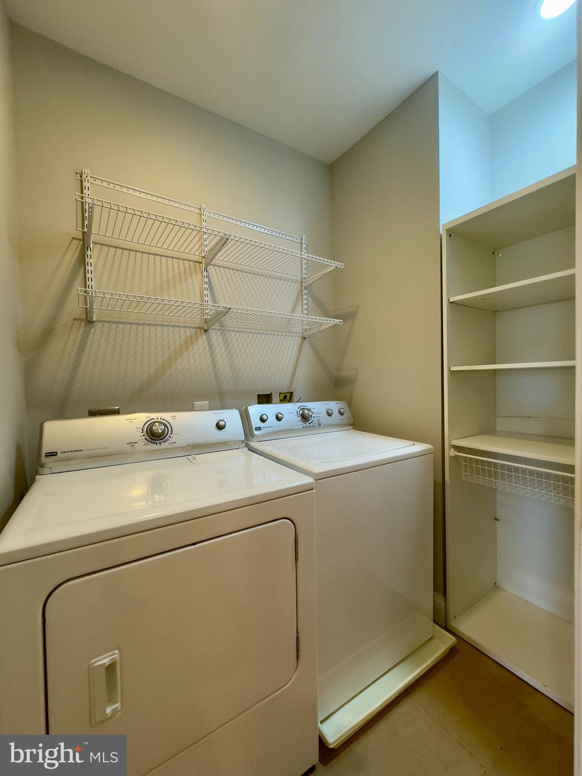 3533 Falls Road Baltimore, MD 21211 - Photo 18 of 20 a utility room with dryer and washer