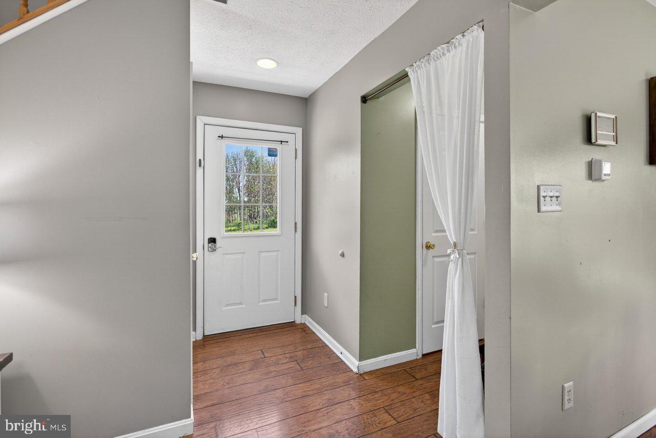 8570 South Middle Road Mount Jackson, VA 22842 - Photo 15 of 74