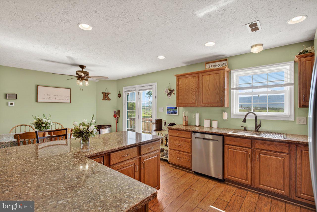 8570 South Middle Road Mount Jackson, VA 22842 - Photo 21 of 74