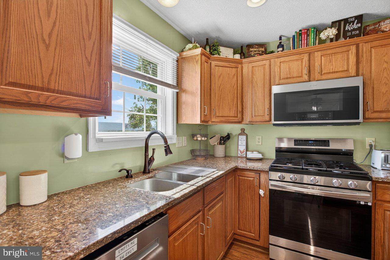 8570 South Middle Road Mount Jackson, VA 22842 - Photo 22 of 74