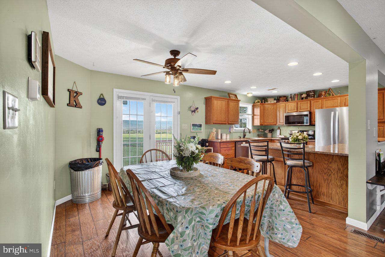 8570 South Middle Road Mount Jackson, VA 22842 - Photo 24 of 74